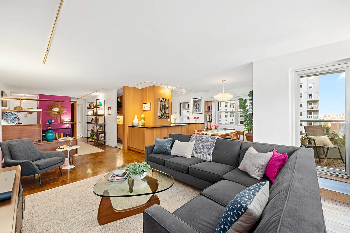 Featured Listing Photo
