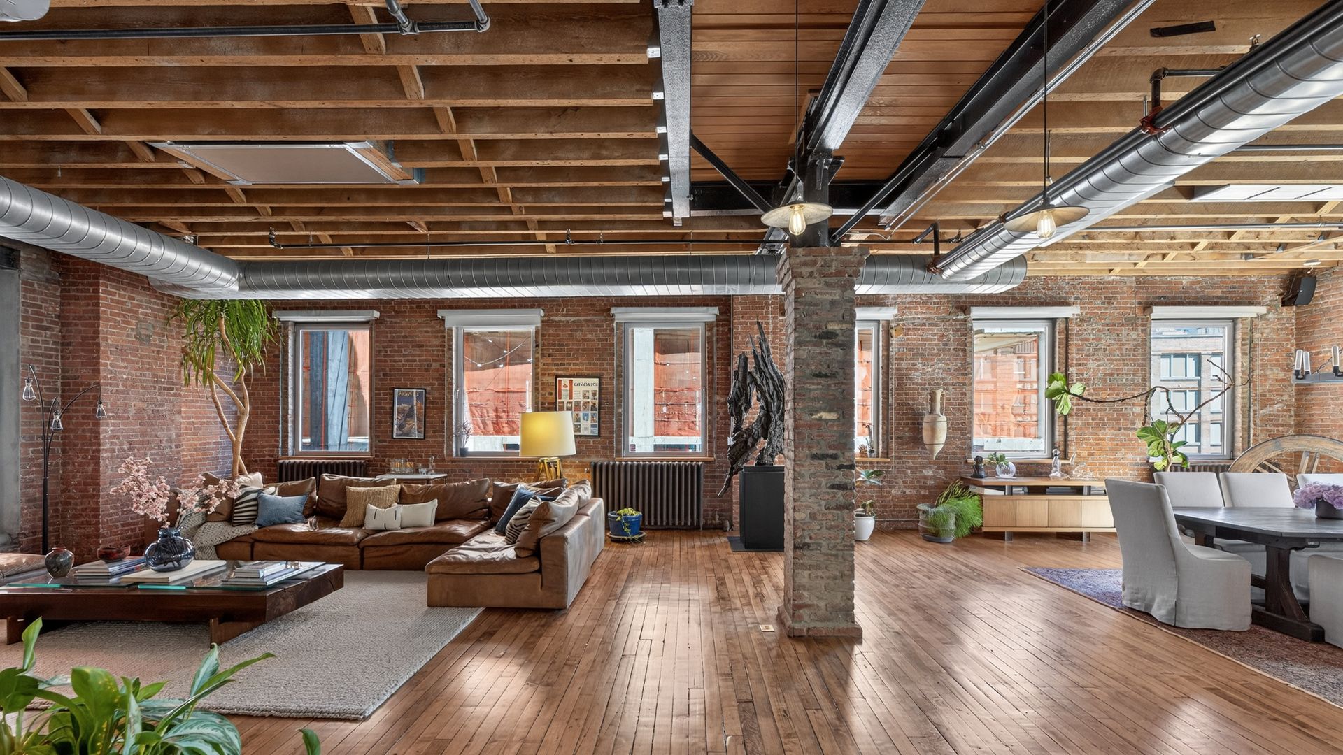Featured Listing Photo